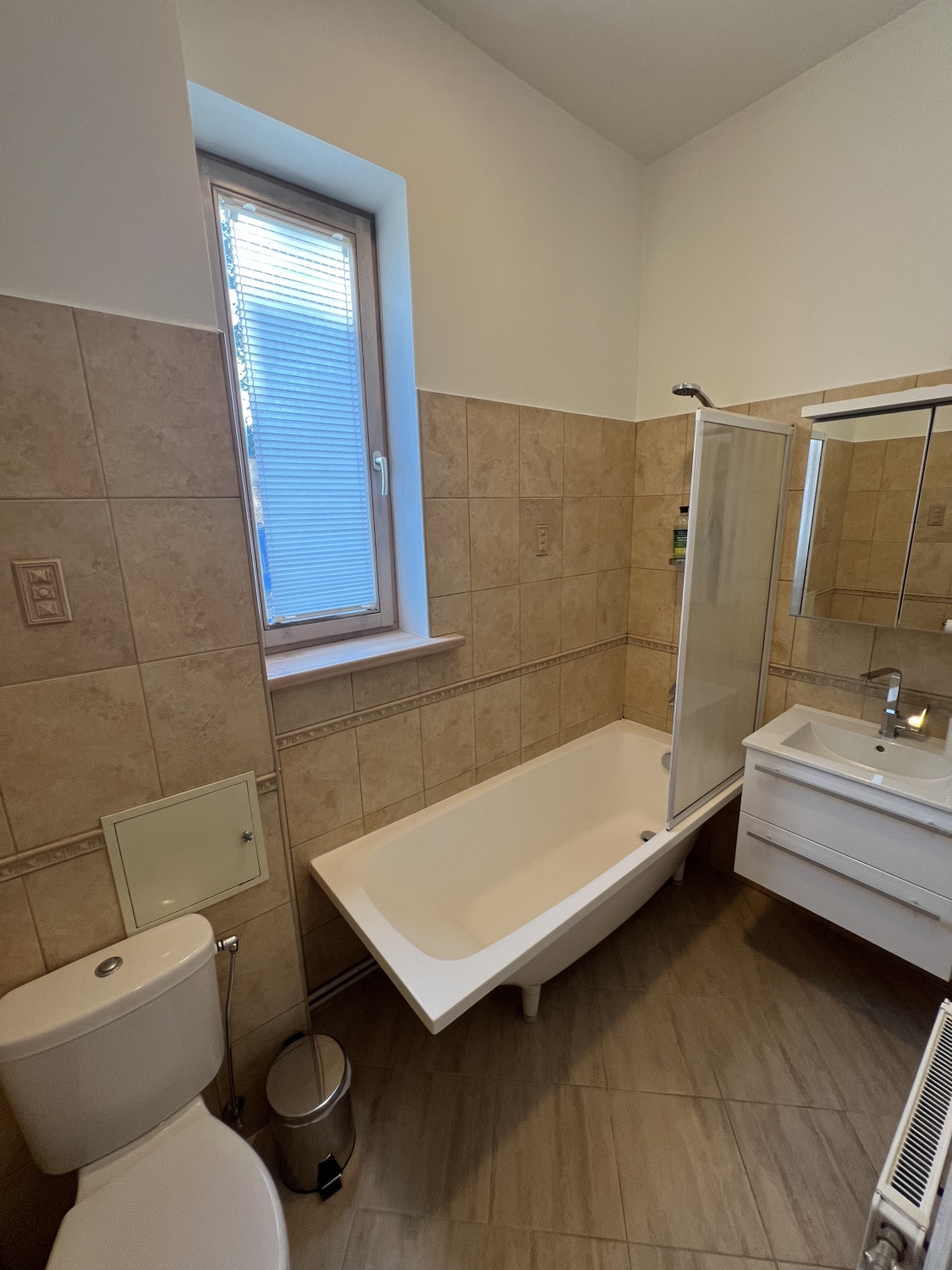 Tower Hill_Bathroom 2.jpg